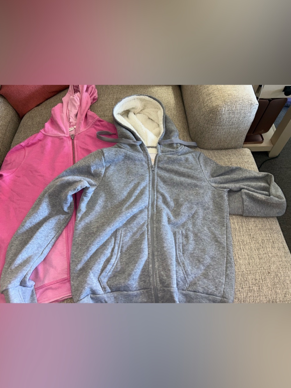 Lot of 3 zipup sweatshirts for women- sizes vary - Picture 4 of 9